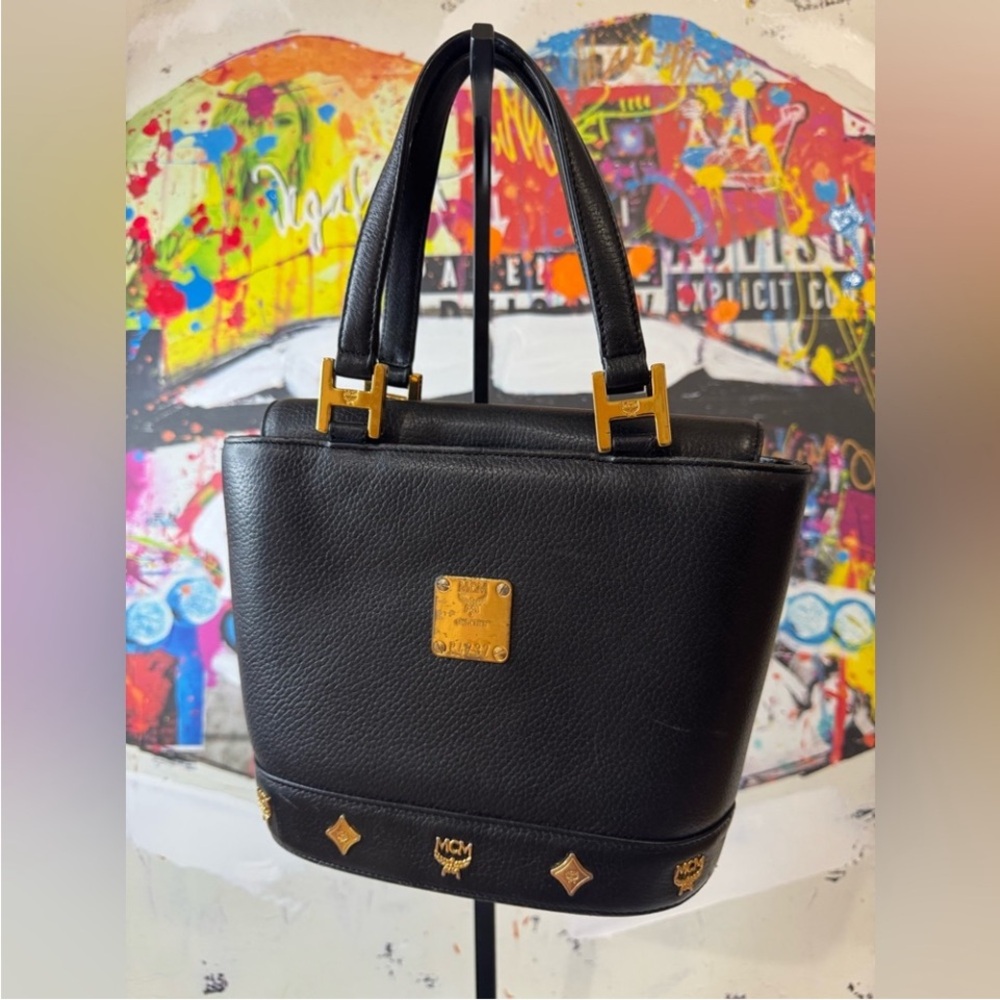MCM 💯% Authentic Vintage MCM Black Leather Flap Bucket Tote - Picture 6 of 16